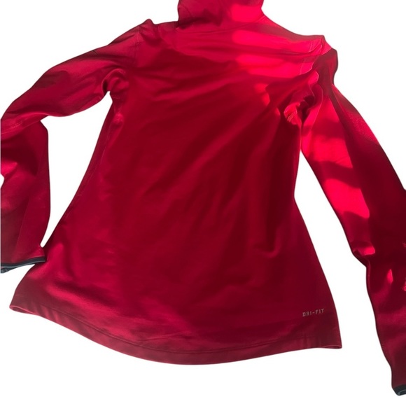 Nike Pro Embossed Heights Vixen Zip Pullover
Sz M - Picture 2 of 5